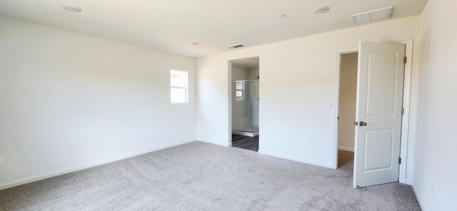 240 Teton Rnch Way Patterson, CA 95363 - Photo 6 of 13 Primary Bedroom