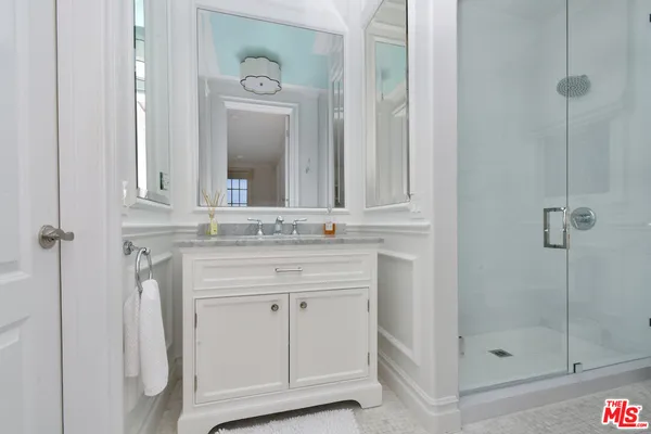 $6,295,000 | 3970 Prado De La Mariposa, Calabasas, CA 91302