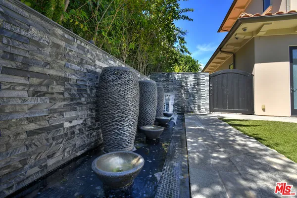 $6,295,000 | 3970 Prado De La Mariposa, Calabasas, CA 91302
