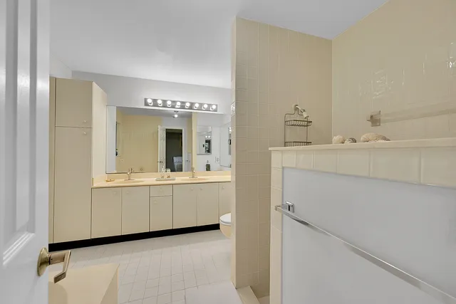 $742,500 | 5450 Hawkes Bluff Avenue, Davie, FL 33331