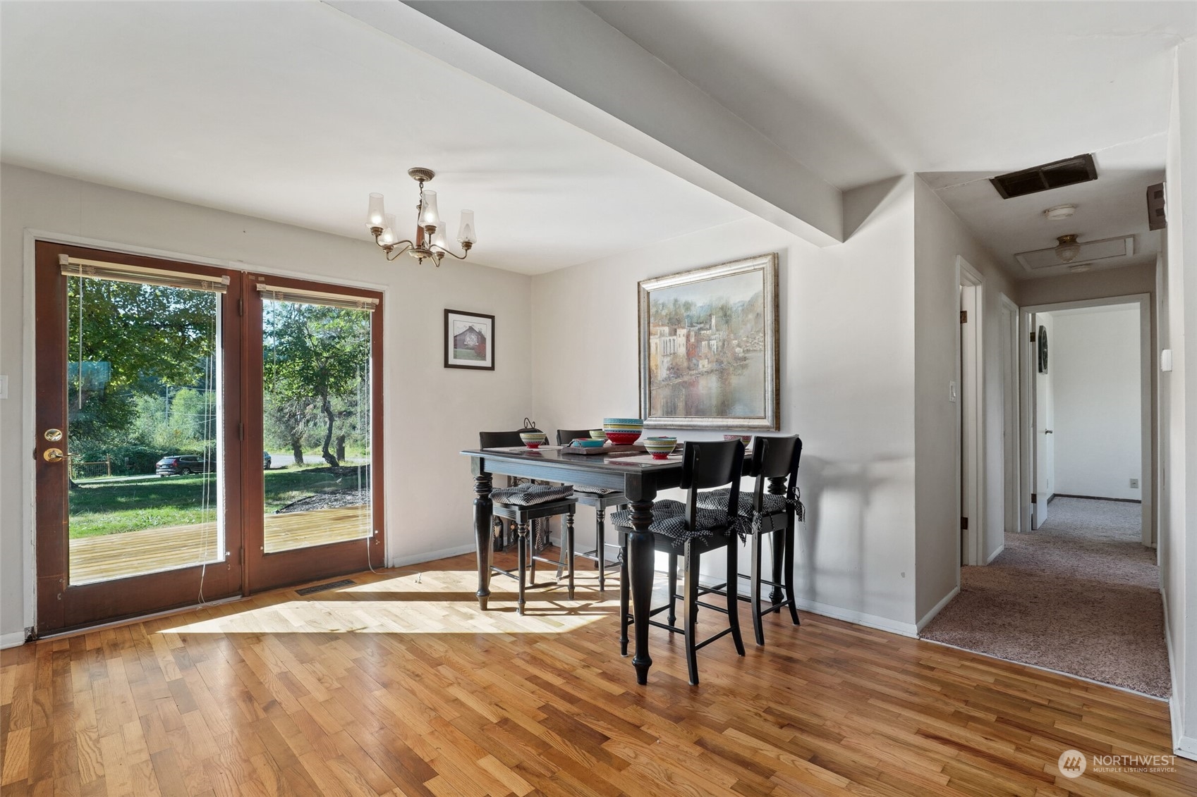 34129 Southeast David Powell Road Fall City, WA 98024 - Photo 9 of 27 Gallery Image 9