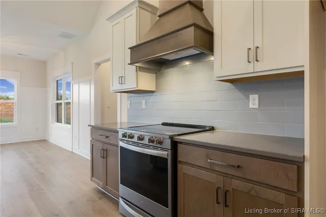 $469,000 | 6407 Whispering Way, Unit 911, Charlestown, IN 47111