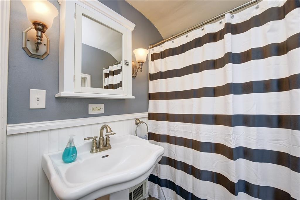 1331 Brinton Road Pittsburgh, PA 15221 - Photo 16 of 19 Gallery Image 16