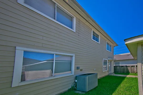 $1,750 | 959 Verde Trails Drive, Houston, TX 77073