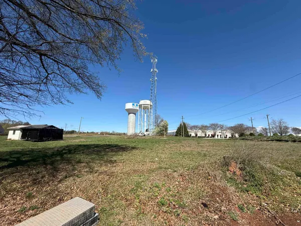 $299,000 | 124 Apple Valley Road, Duncan, SC 29651