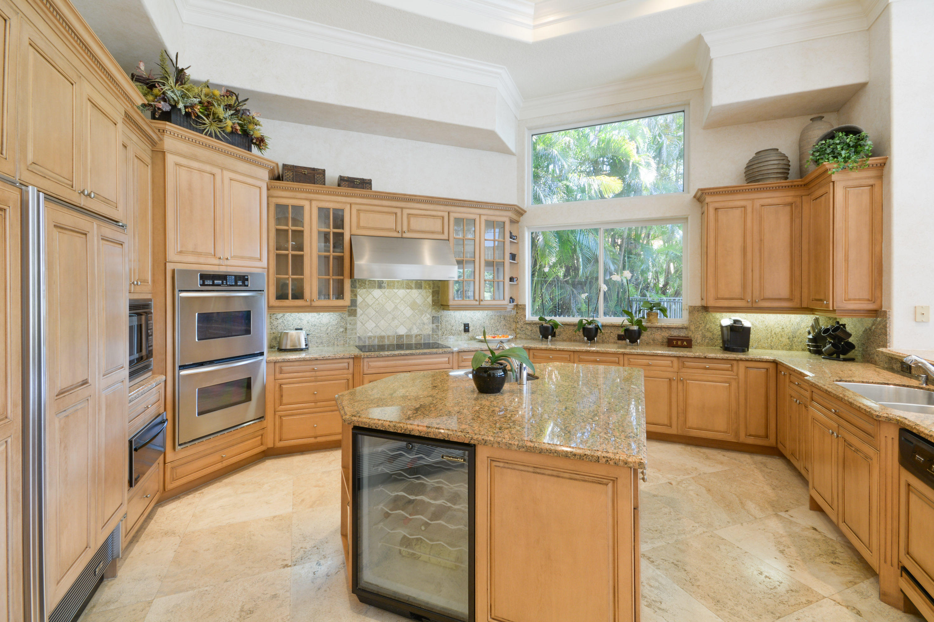 17890 Aberdeen Way Boca Raton, FL 33496 - Photo 9 of 77 kitchen