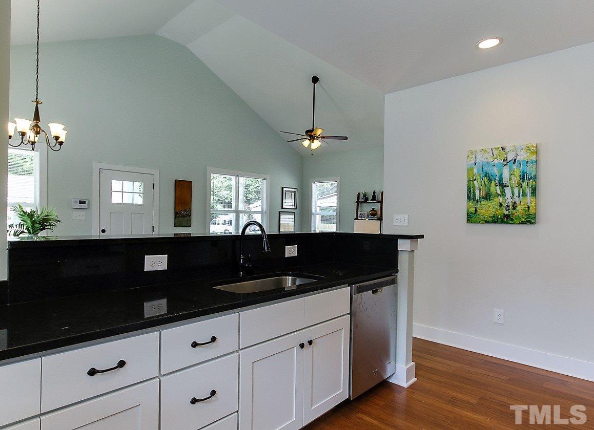 212 Bledsoe Avenue Raleigh, NC 27601 - Photo 10 of 25