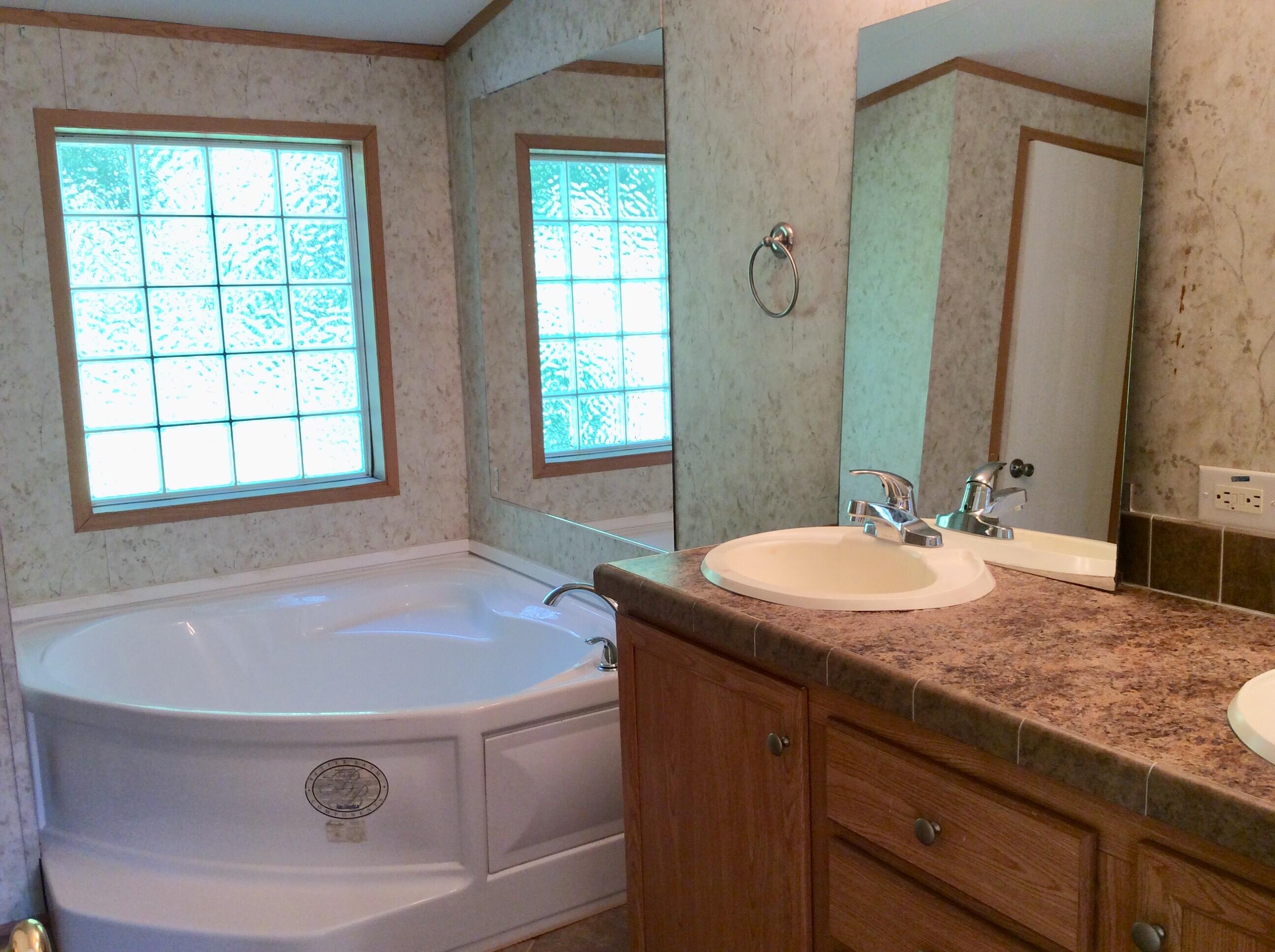 118 Cobb Road Camden, ME 04843 - Photo 32 of 39 F52FCC93-B072-4EB5-9A84-E30E6C4A509E
