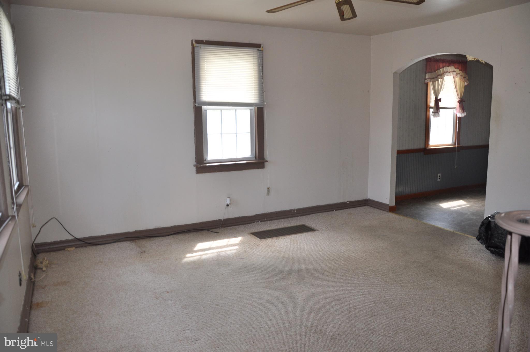 97 North Read Avenue Runnemede, NJ 08078 - Photo 4 of 30