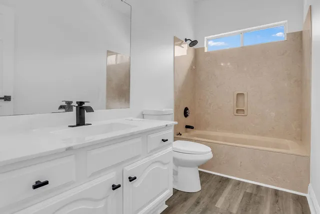 $689,900 | 1005 Shalimar Point Drive, Shalimar, FL 32579