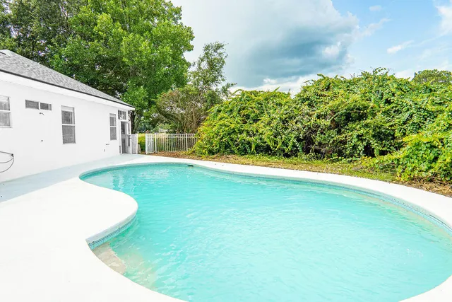 $689,900 | 1005 Shalimar Point Drive, Shalimar, FL 32579