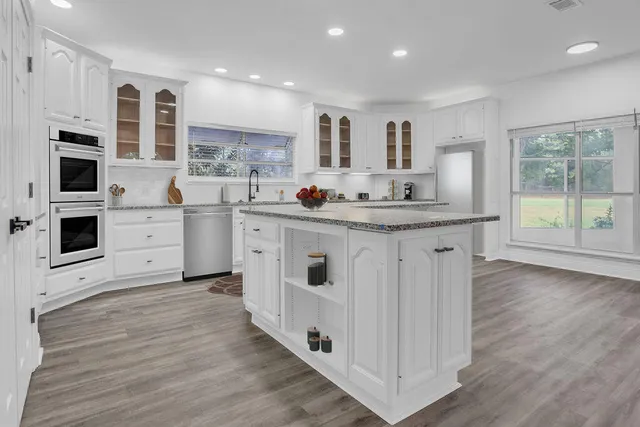 $689,900 | 1005 Shalimar Point Drive, Shalimar, FL 32579