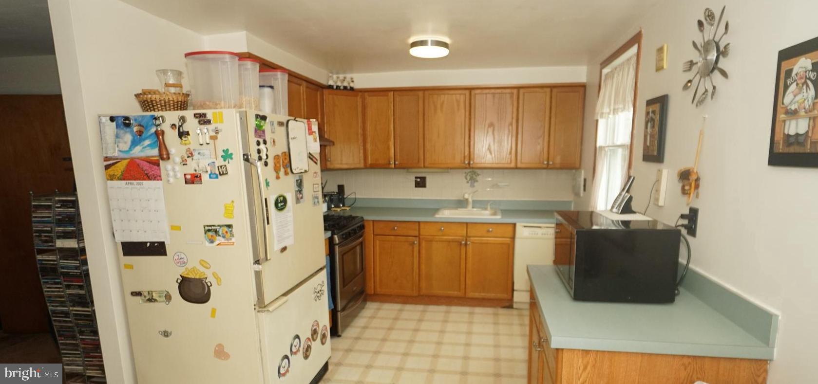 12032 Farwell Road Philadelphia, PA 19154 - Photo 10 of 34
