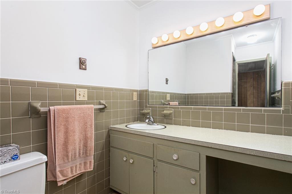 7010 Hemphill Road Julian, NC 27283 - Photo 19 of 37 Gallery Image 19