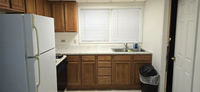 $999,900 | 2900 West Foster Avenue, Chicago, IL 60625