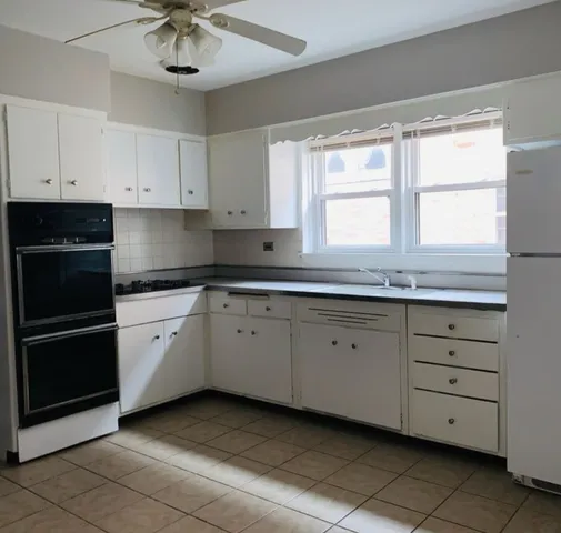 $999,900 | 2900 West Foster Avenue, Chicago, IL 60625