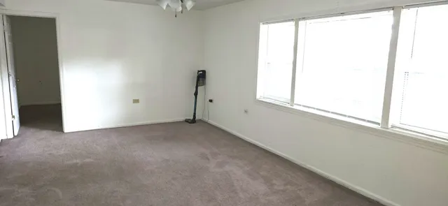 $999,900 | 2900 West Foster Avenue, Chicago, IL 60625