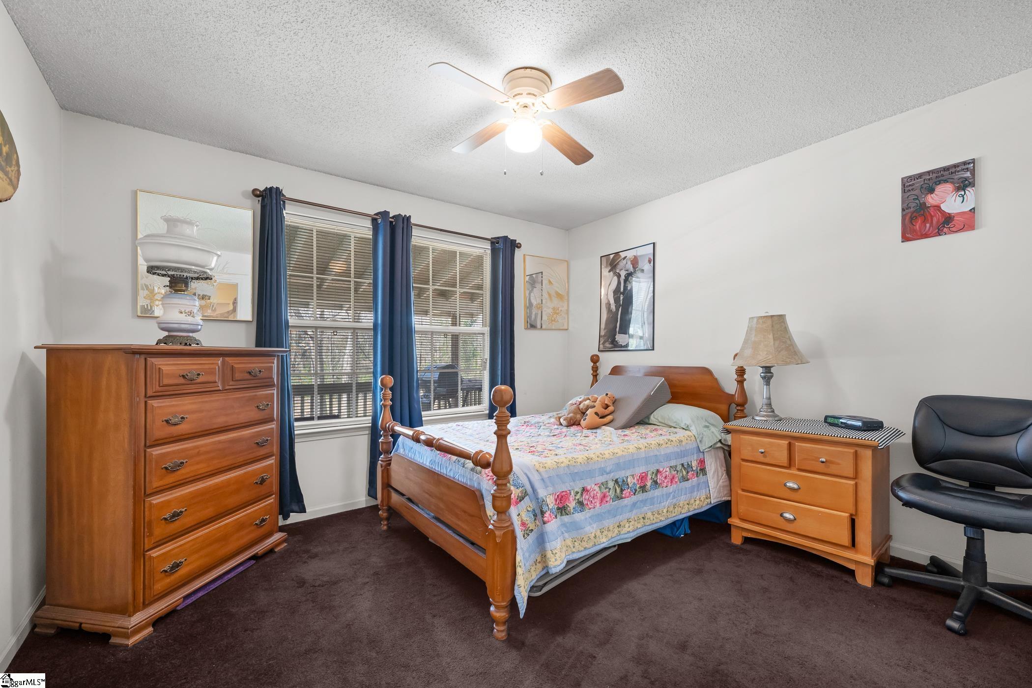 2883 North Highway 101 Greer, SC 29651 - Photo 15 of 40