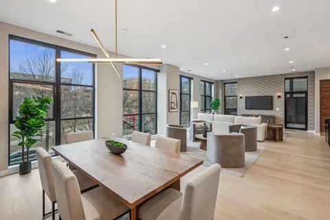 $3,200,000 | 123 South Peoria Street, Unit P2, Chicago, IL 60607