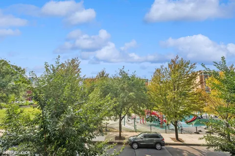 $3,200,000 | 123 South Peoria Street, Unit P2, Chicago, IL 60607