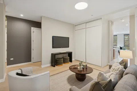 $3,200,000 | 123 South Peoria Street, Unit P2, Chicago, IL 60607