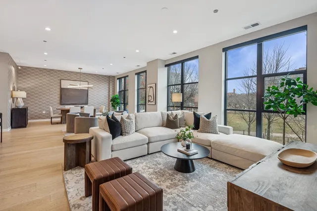 $3,200,000 | 123 South Peoria Street, Unit P2, Chicago, IL 60607