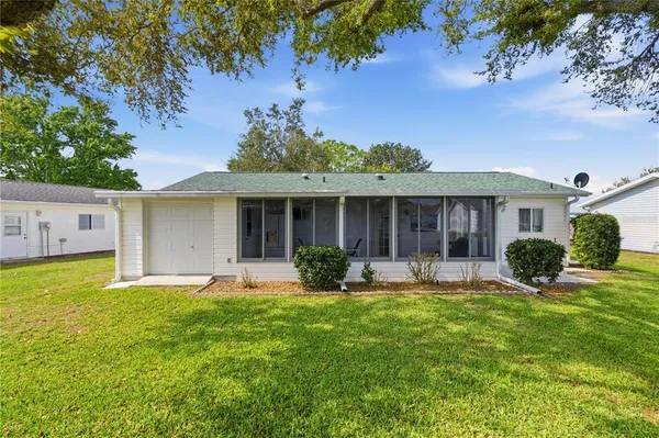 $175,900 | 17981 106th Court, Summerfield, FL 34491