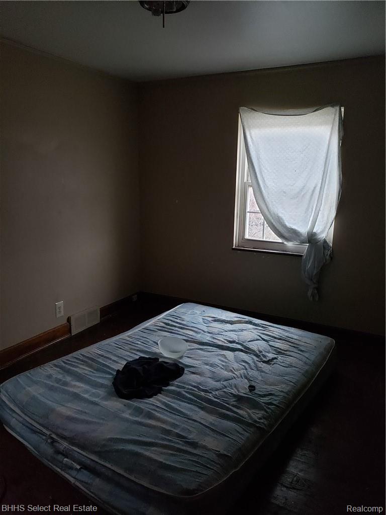 8111 Rolyat Street Detroit, MI 48234 - Photo 11 of 17 bedroom.jpg