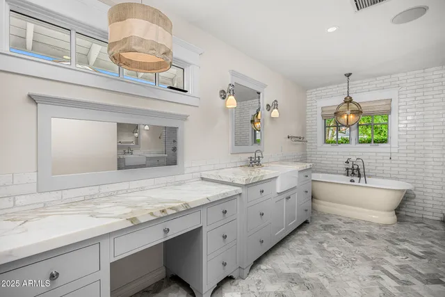 $3,250,000 | 6231 East Calle Camelia, Scottsdale, AZ 85251