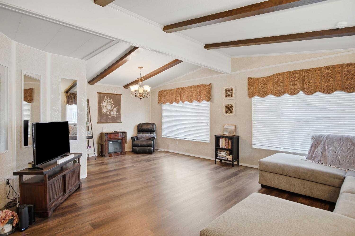 1400 North Tully Road, Unit 43 Turlock, CA 95380 - Photo 5 of 39