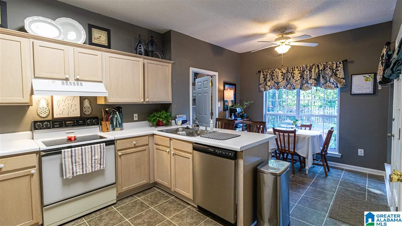 116 Crestmont Lane Pelham, AL 35124 - Photo 12 of 24
