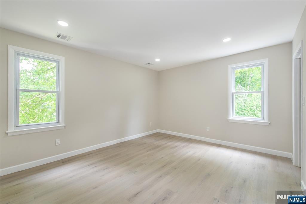 2 New Mashipacong Road Montague, NJ 07827 - Photo 4 of 18