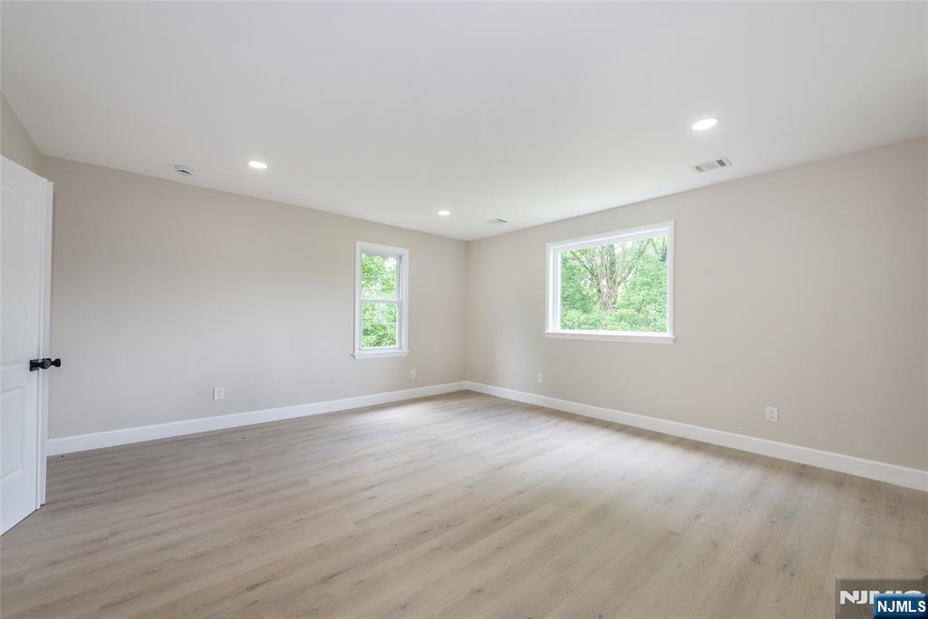 2 New Mashipacong Road Montague, NJ 07827 - Photo 7 of 18