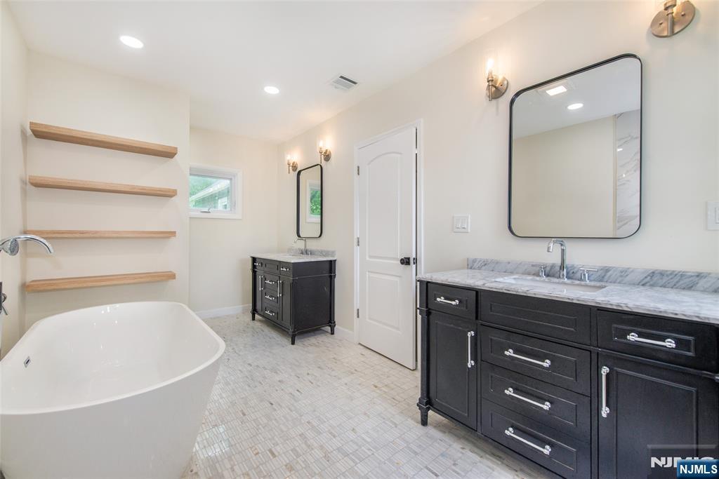 2 New Mashipacong Road Montague, NJ 07827 - Photo 8 of 18