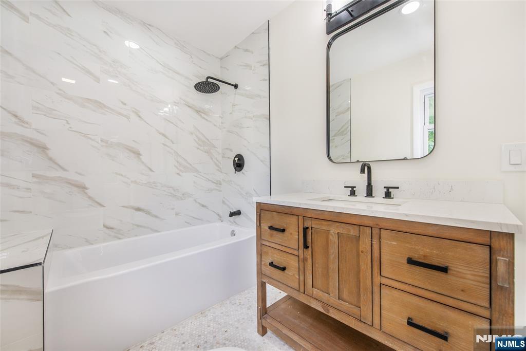 2 New Mashipacong Road Montague, NJ 07827 - Photo 9 of 18