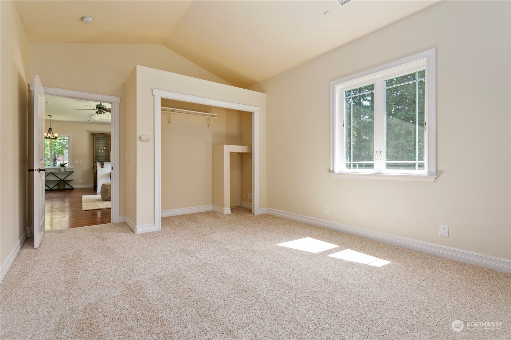 6082 Old Guide Road Bellingham, WA 98226 - Photo 16 of 39 an empty room with windows and closet