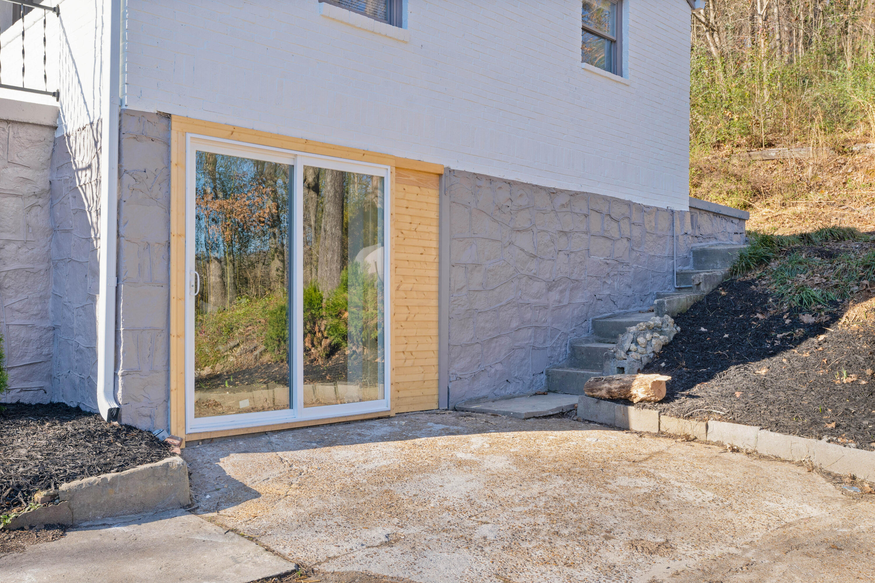 109 Hogan Road Rossville, GA 30741 - Photo 33 of 39 16 - 109 Hogan Road - Exterior