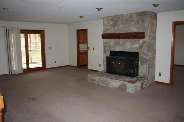 122 Springdale Drive Pendleton, SC 29670 - Photo 5 of 13