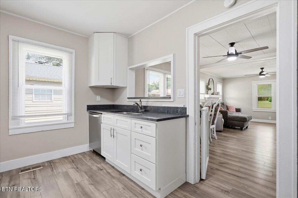 707 South Everett High Road Maryville, TN 37804 - Photo 10 of 24 10-011_1I2A7742