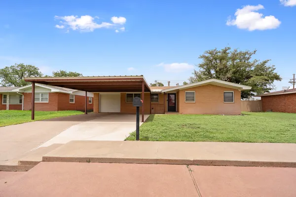 $165,000 | 313 East 18th Street, Littlefield, TX 79339