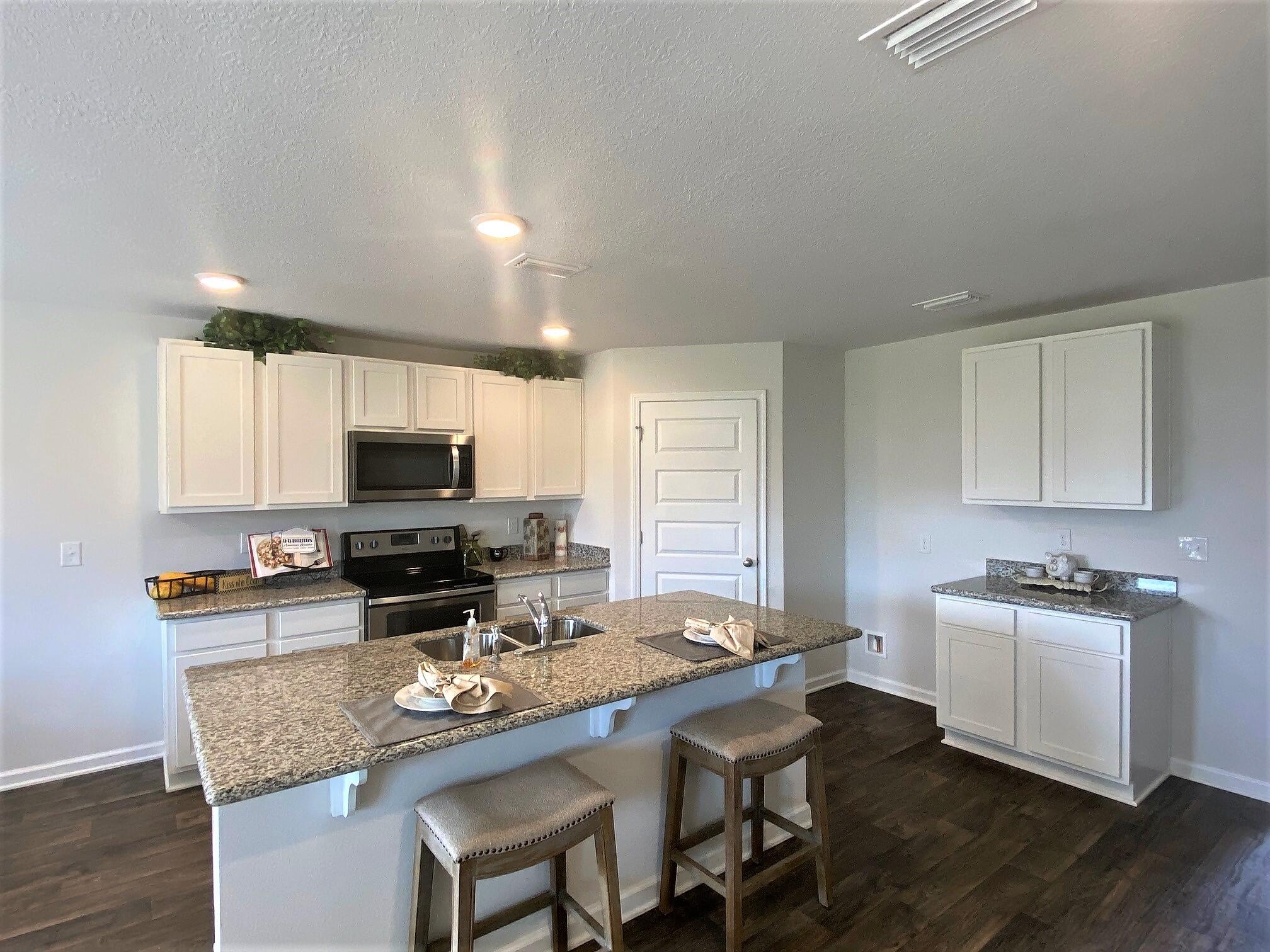 940 Sandbar Loop Crestview, FL 32539 - Photo 8 of 28 Not Actual Hm.