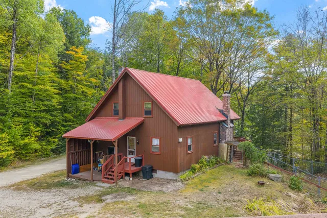 $399,900 | 309 Waukeena Lake Road, Danbury, NH 03230