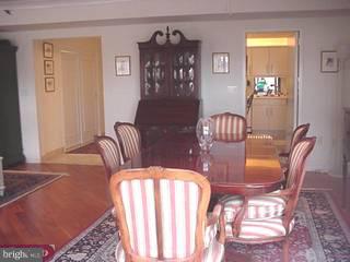 210 West Rittenhouse Square, Unit 1204 Philadelphia, PA 19103 - Photo 1 of 6 Gallery Image 1