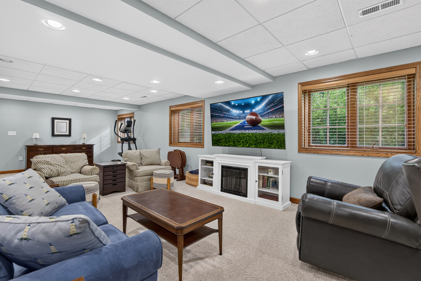 10 Tartan Ridge Road Burr Ridge, IL 60527 - Photo 24 of 40 Gallery Image 24