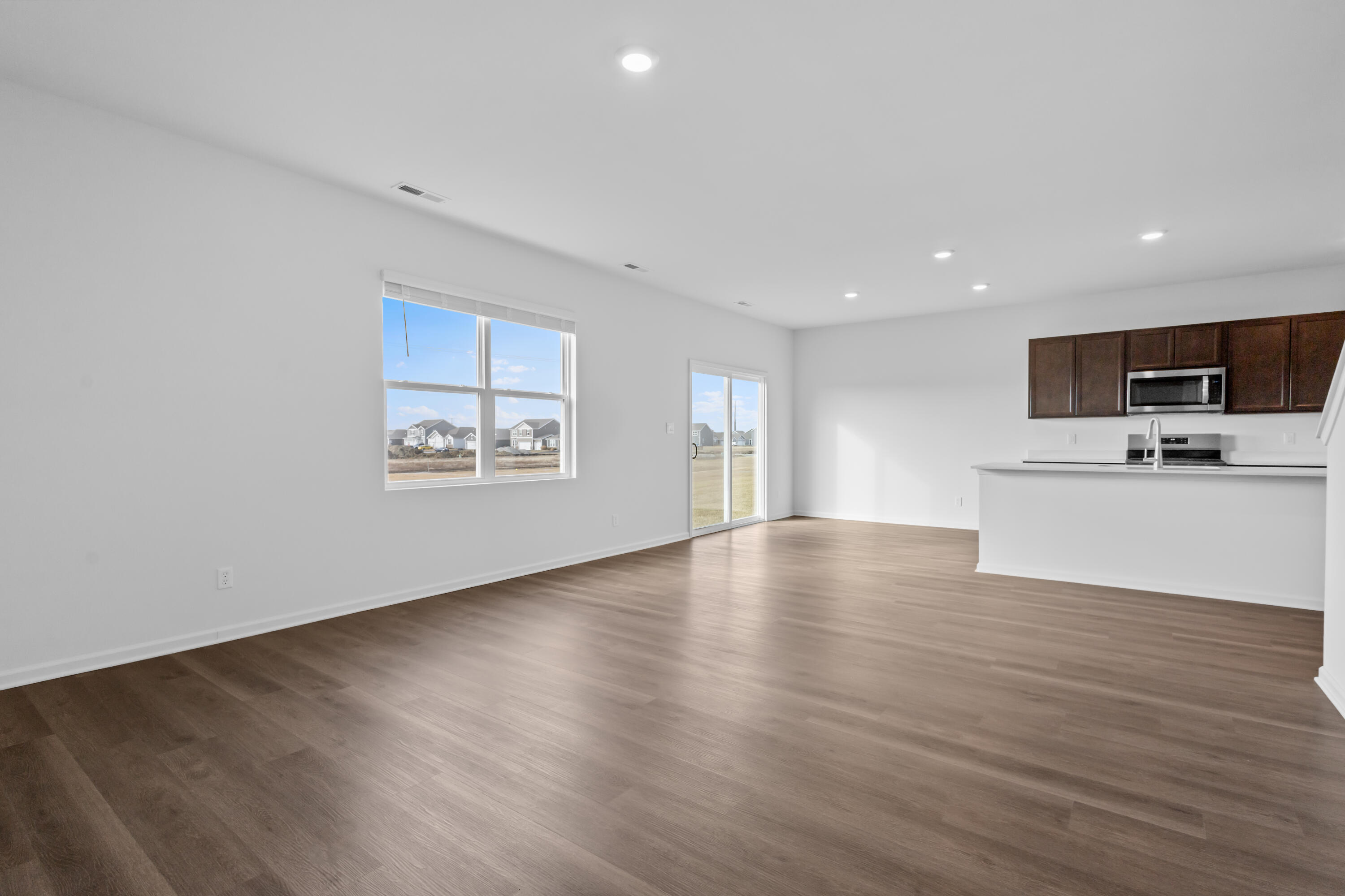 10548 Whitney Place Crown Point, IN 46307 - Photo 5 of 35 3000x2000