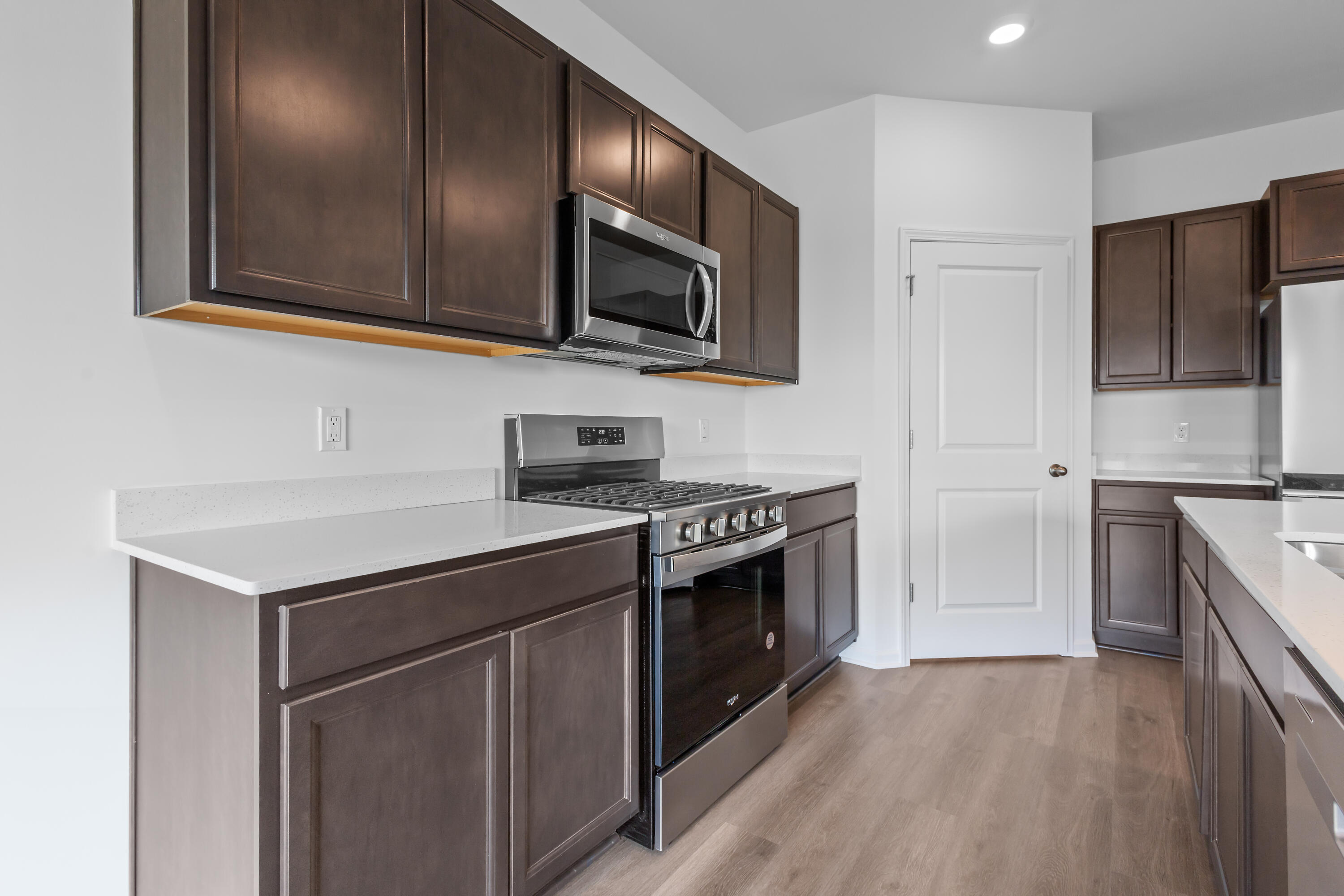 10548 Whitney Place Crown Point, IN 46307 - Photo 9 of 35 3000x2000