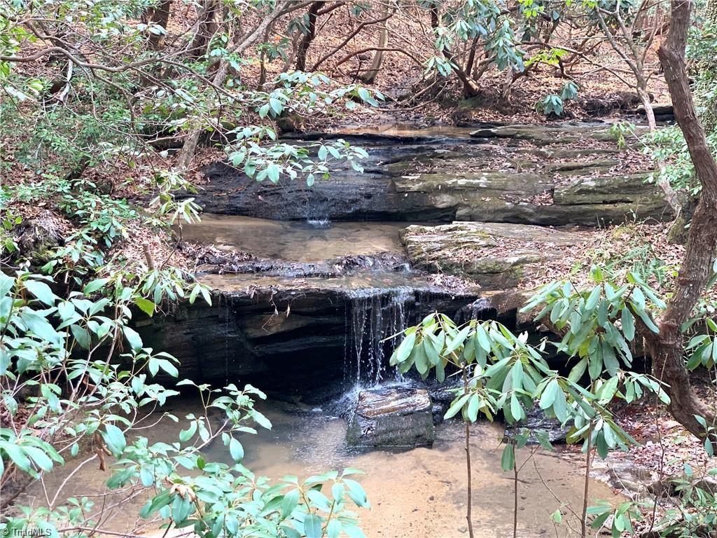 79 Ridge Run Road Boomer, NC 28606 - Photo 15 of 21 Gallery Image 15