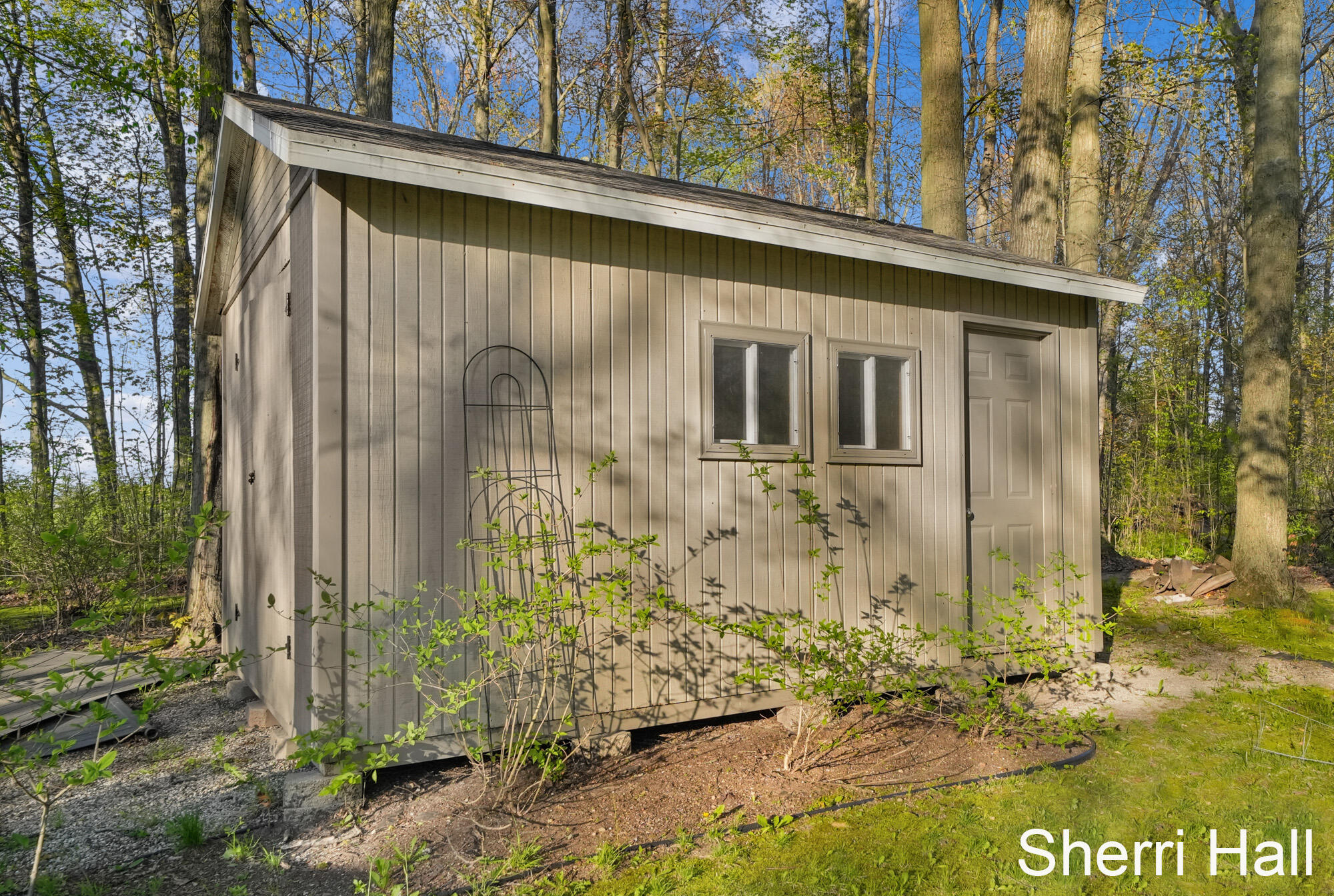 7861 West County Line Road Greenville, MI 48838 - Photo 26 of 41 Storage shed