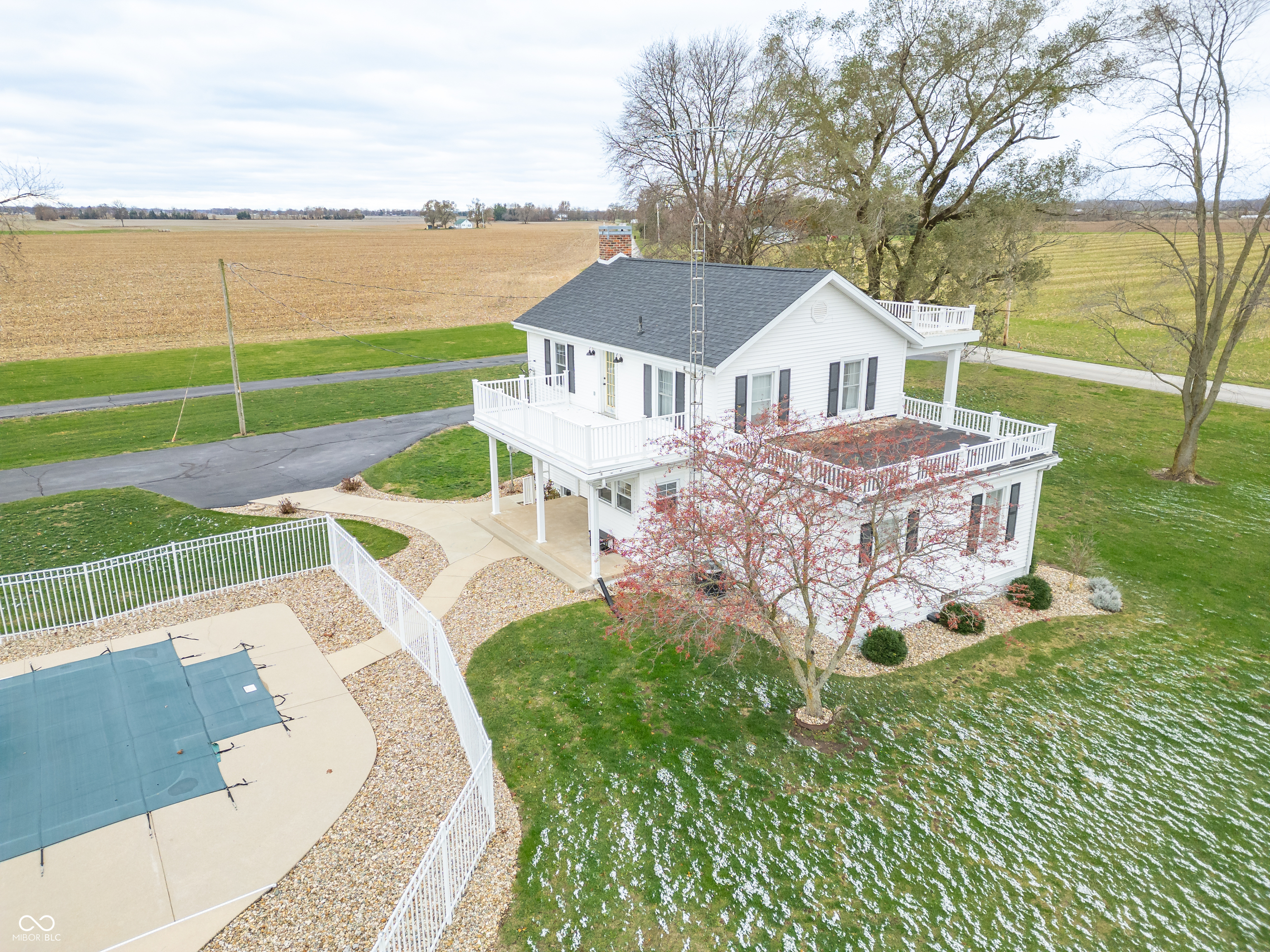 12591 North Marr Road Columbus, IN 47203 - Photo 34 of 36 Gallery Image 34
