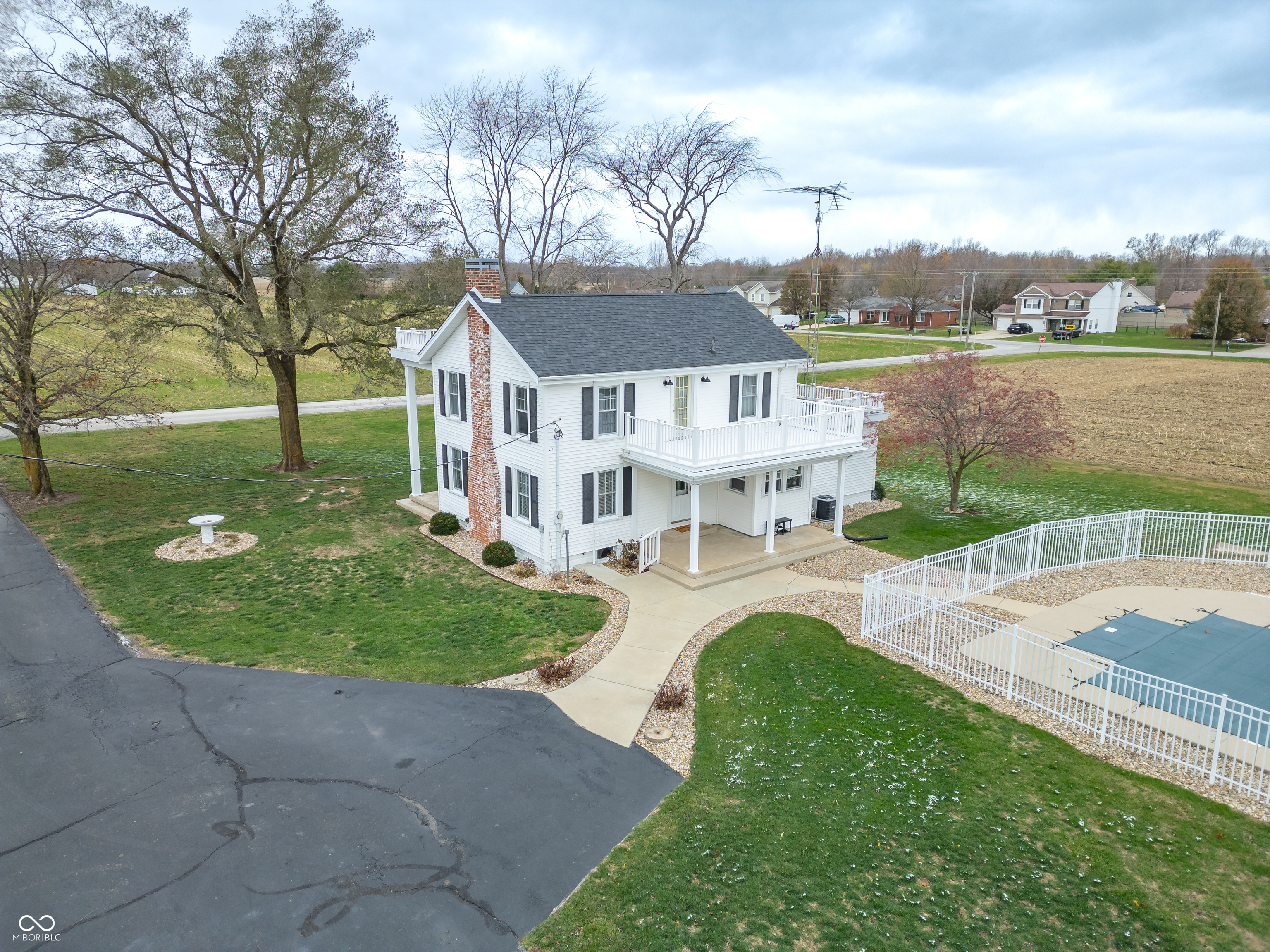 12591 North Marr Road Columbus, IN 47203 - Photo 35 of 36 Gallery Image 35